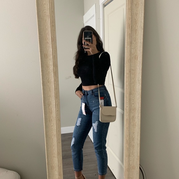 Brand new Distressed mom jeans - Picture 1 of 7